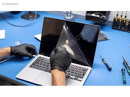 Apple MacBook Air A2337 Ekran Değişimi (M1 2020) – 